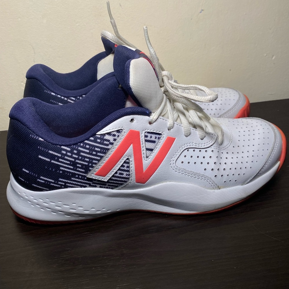 New Balance Women’s Sneakers – Size 9 – Pre-Owned